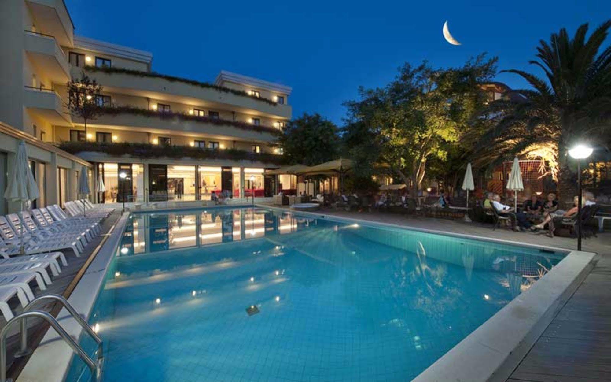 Park Hotel Kursaal Misano Adriatico Exterior foto